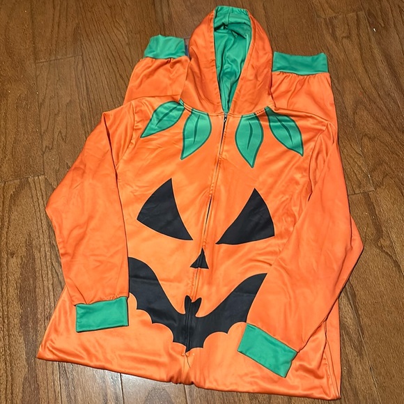 Amazon Halloween Pumpkin Costume Onesie Pajamas —men’s Large - Picture 2 of 5